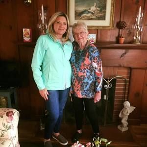 Meet your Posher, Chrissy